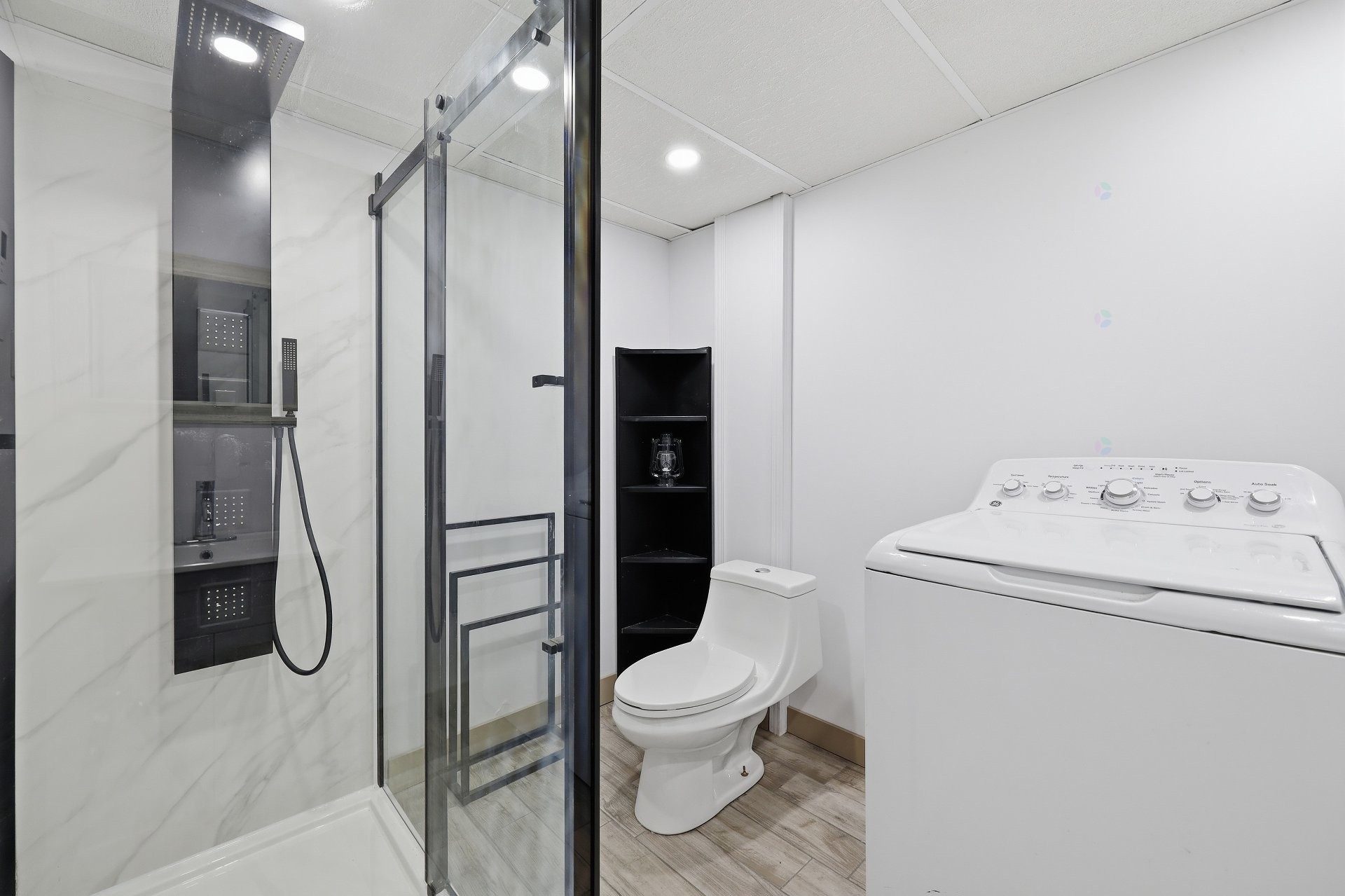 









9


Rue Caisse

,
Sorel-Tracy,




QC
J3P3W2


