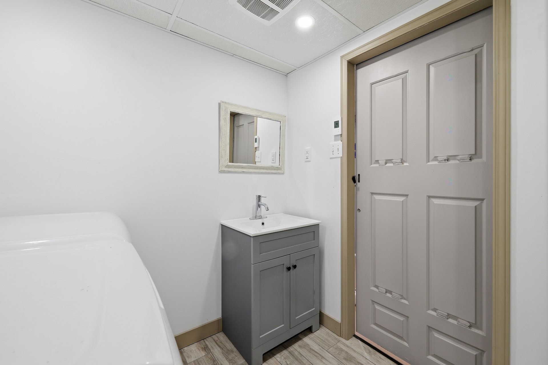









9


Rue Caisse

,
Sorel-Tracy,




QC
J3P3W2

