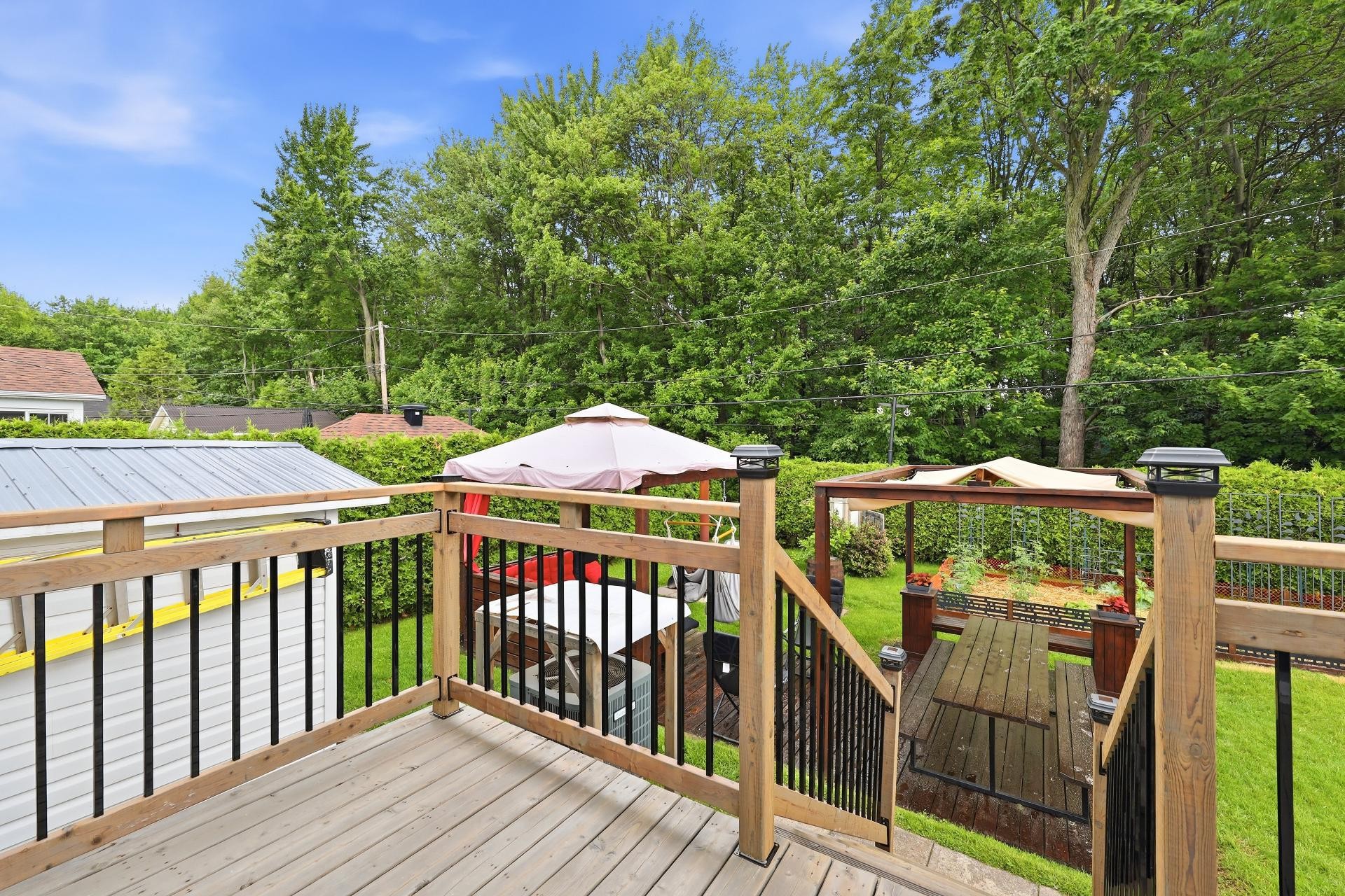 









9


Rue Caisse

,
Sorel-Tracy,




QC
J3P3W2

