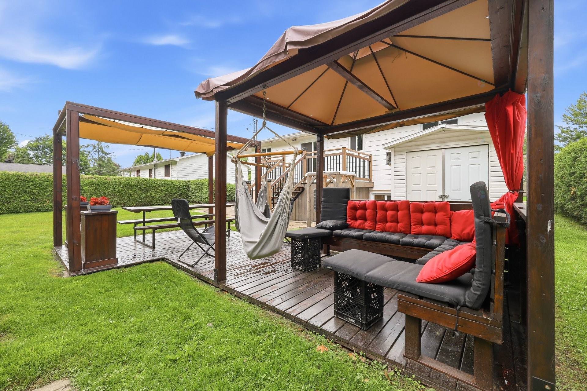 









9


Rue Caisse

,
Sorel-Tracy,




QC
J3P3W2

