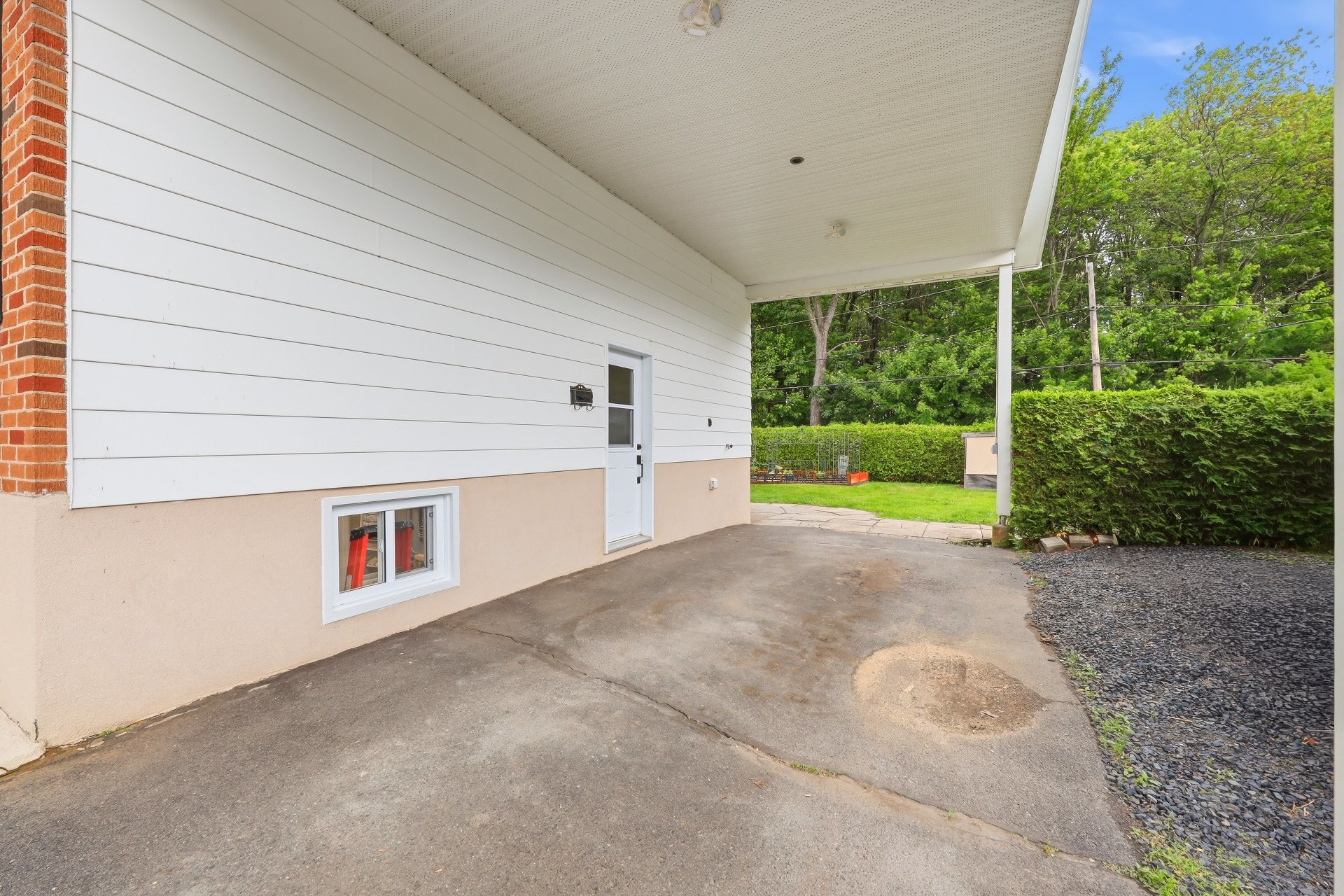 









9


Rue Caisse

,
Sorel-Tracy,




QC
J3P3W2

