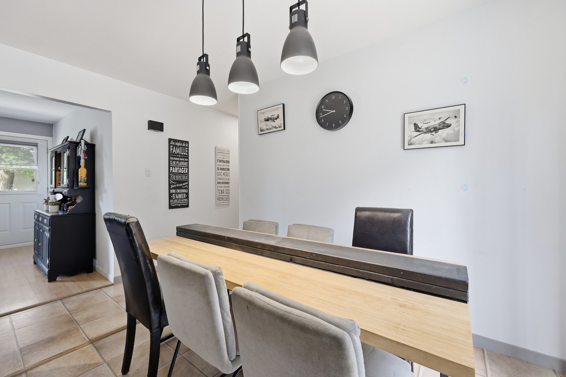 









9


Rue Caisse

,
Sorel-Tracy,




QC
J3P3W2

