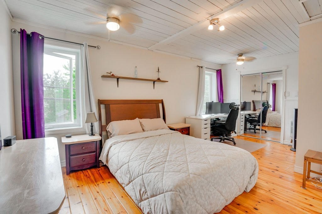 









11


Rue des Servantes

,
Gatineau (Masson-Angers),




QC
J8M1B4

