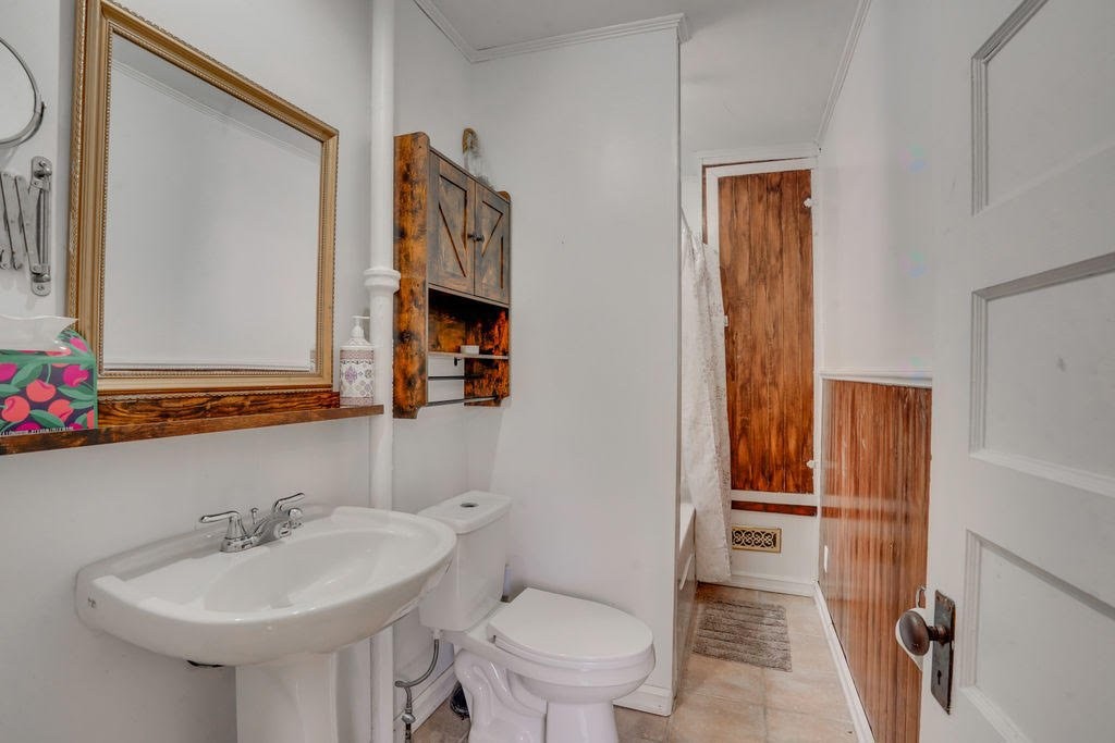 









11


Rue des Servantes

,
Gatineau (Masson-Angers),




QC
J8M1B4

