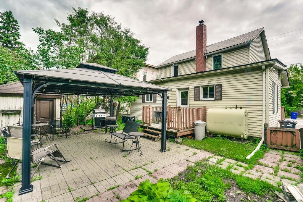 









11


Rue des Servantes

,
Gatineau (Masson-Angers),




QC
J8M1B4

