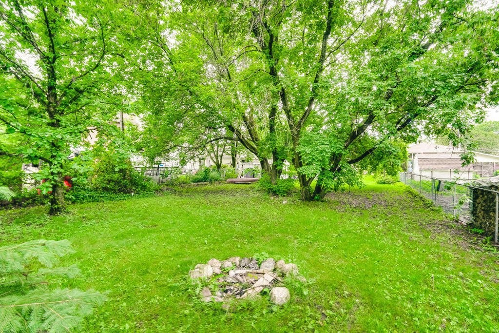 









11


Rue des Servantes

,
Gatineau (Masson-Angers),




QC
J8M1B4

