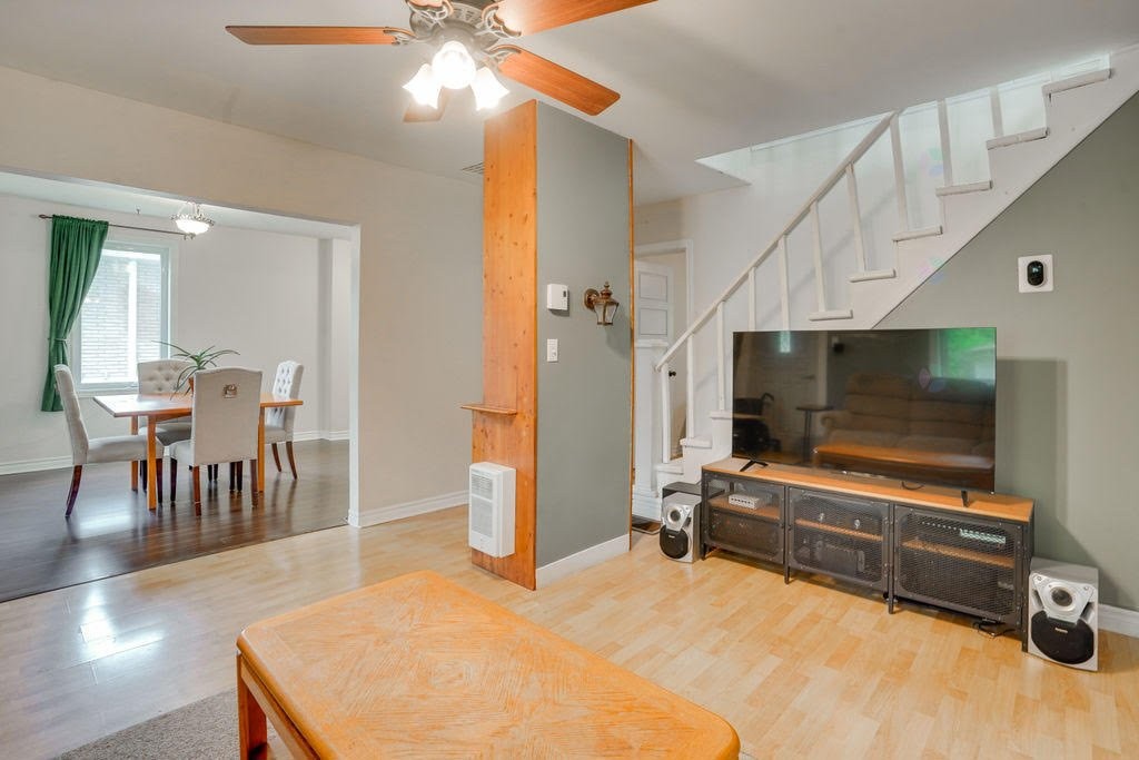 









11


Rue des Servantes

,
Gatineau (Masson-Angers),




QC
J8M1B4

