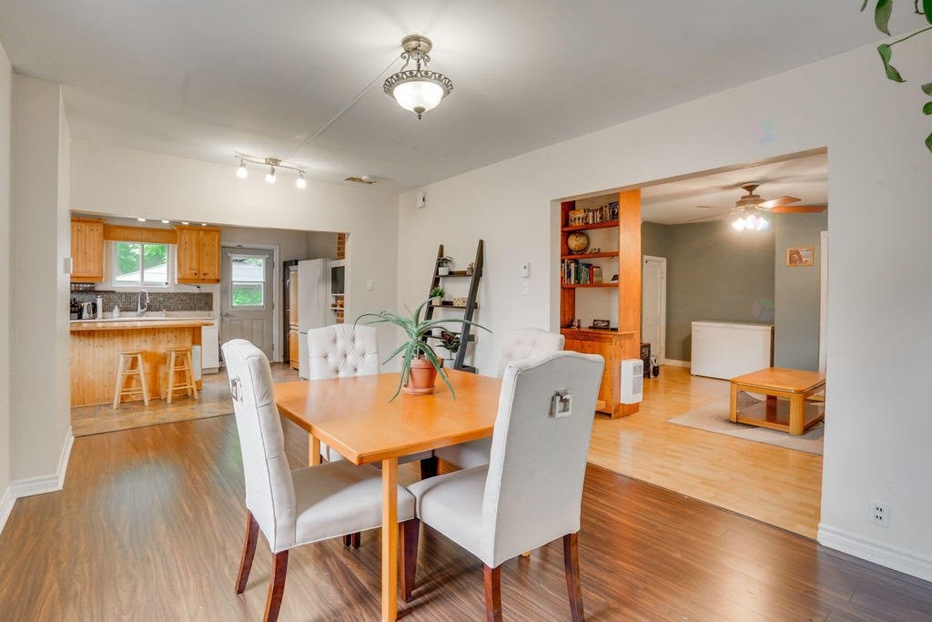 









11


Rue des Servantes

,
Gatineau (Masson-Angers),




QC
J8M1B4

