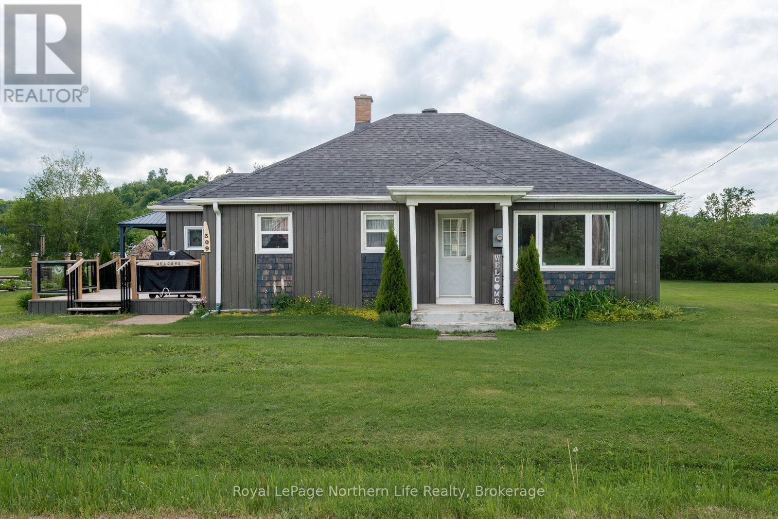 












309 MARK STREET

,
Bonfield,




Ontario
P0H1E0


