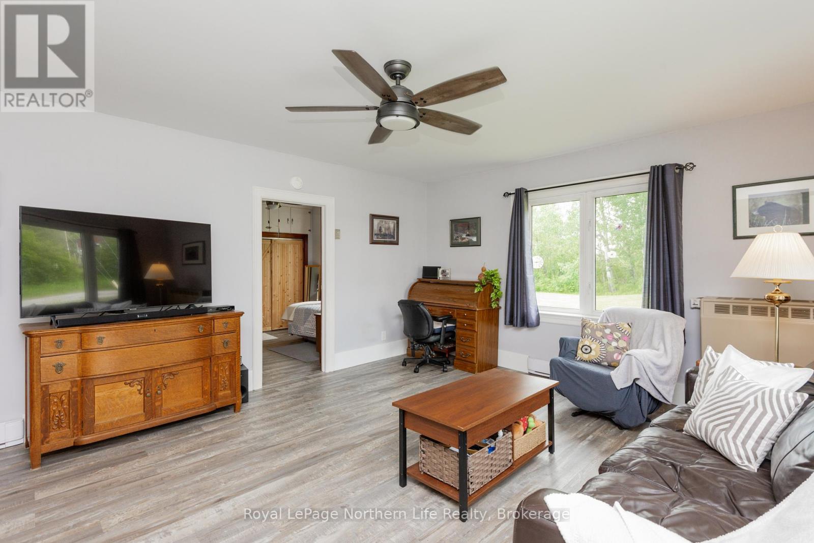 












309 MARK STREET

,
Bonfield,




Ontario
P0H1E0

