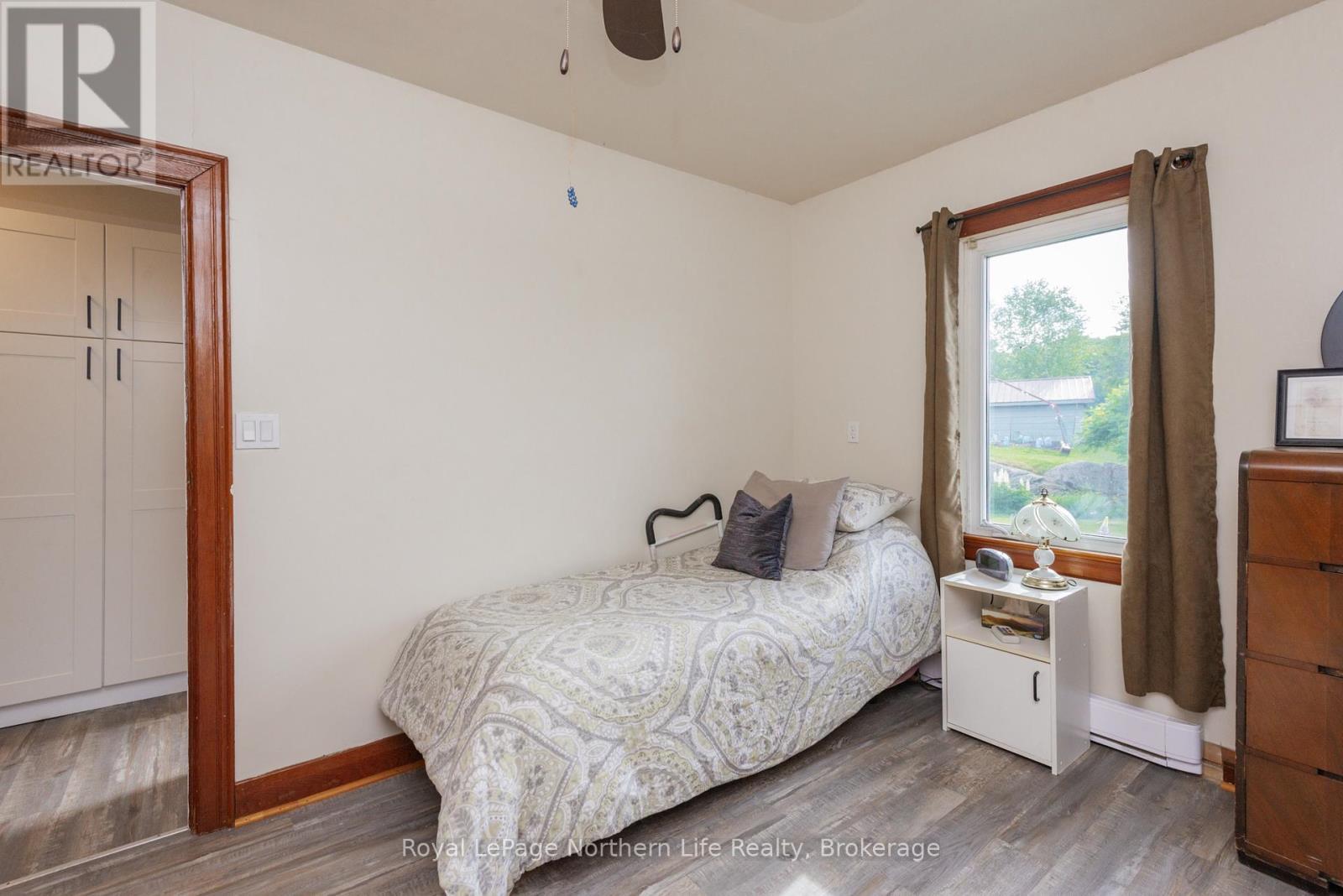 












309 MARK STREET

,
Bonfield,




Ontario
P0H1E0

