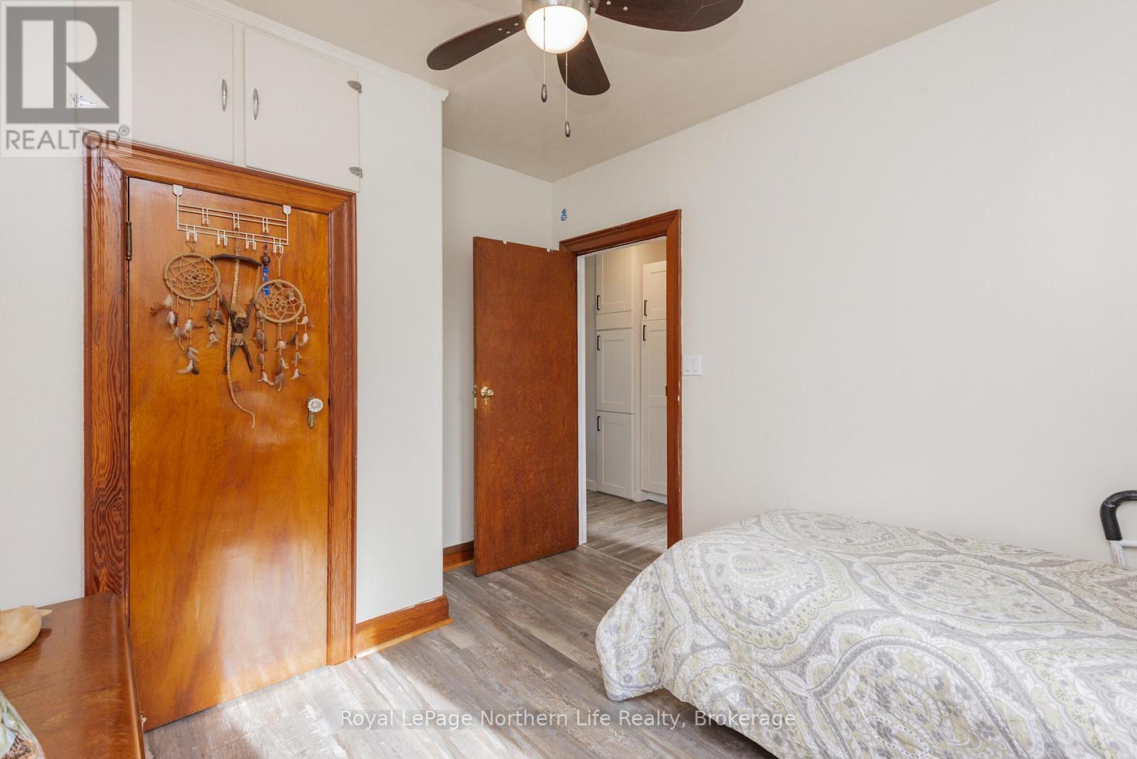 












309 MARK STREET

,
Bonfield,




Ontario
P0H1E0

