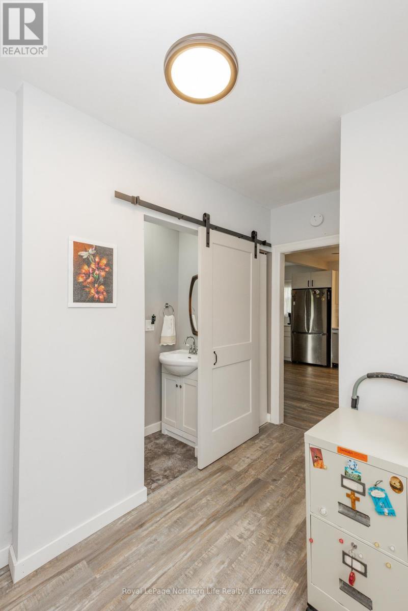 












309 MARK STREET

,
Bonfield,




Ontario
P0H1E0

