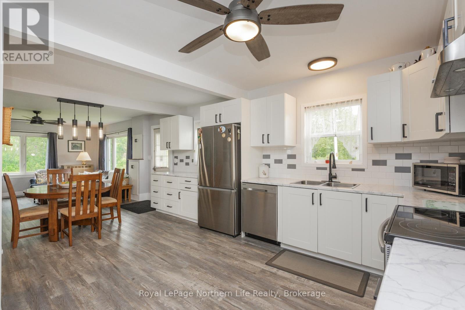 












309 MARK STREET

,
Bonfield,




Ontario
P0H1E0

