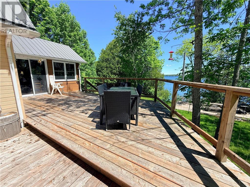












136A Zullich Drive

,
Kagawong, Manitoulin Island,




Ontario
P0P1J0

