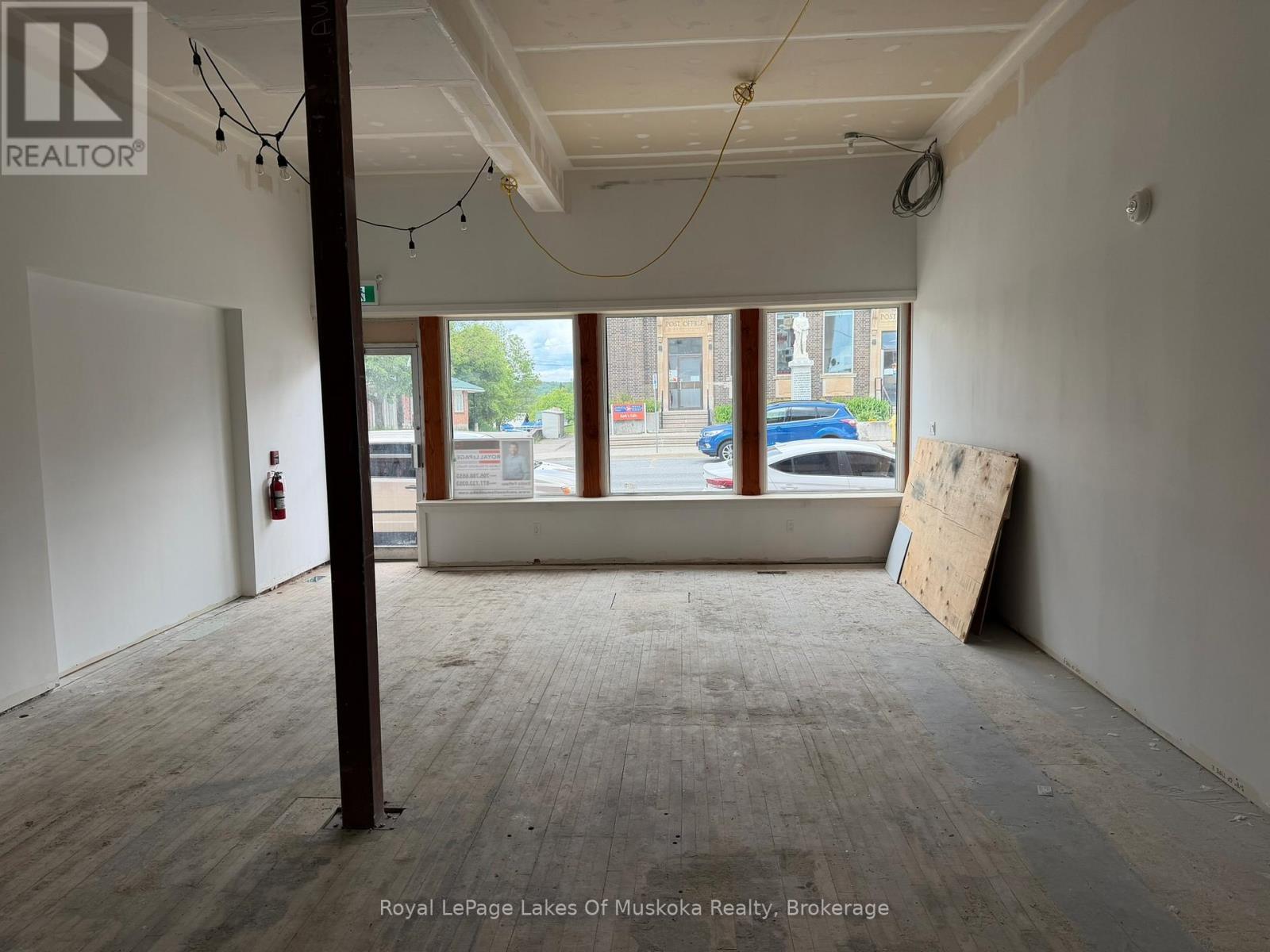 












A - 193 ONTARIO STREET

,
Burk's Falls,




Ontario
P0A1C0

