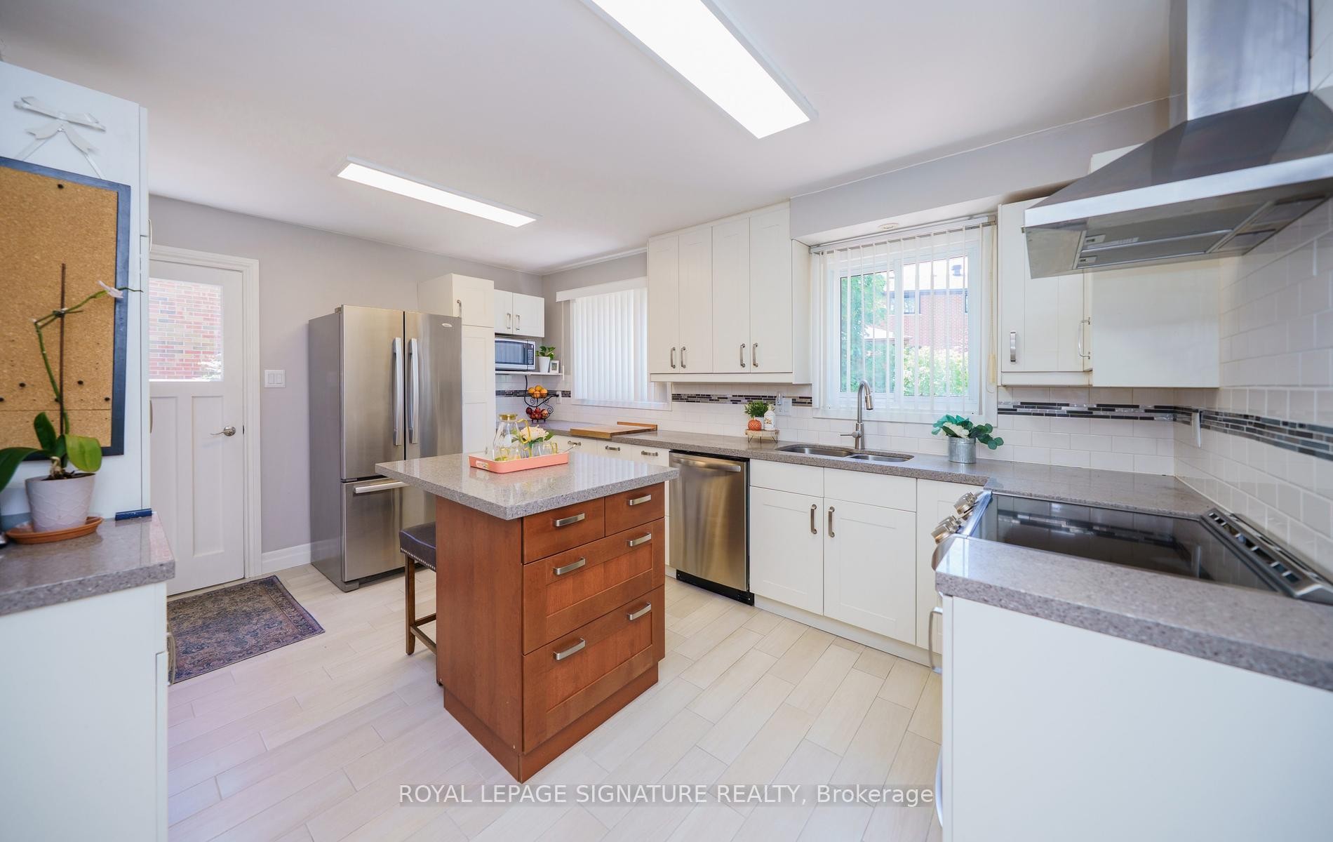 









26


Kilkenny

Drive,
Toronto,




ON
M1W 1J4

