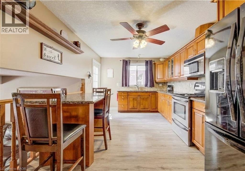 












599 COLDSTREAM Drive

,
Waterloo,




Ontario
N2V2H3

