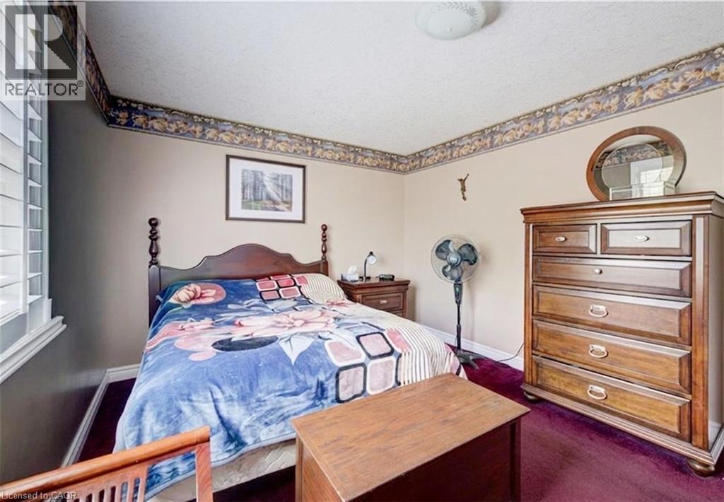 












599 COLDSTREAM Drive

,
Waterloo,




Ontario
N2V2H3

