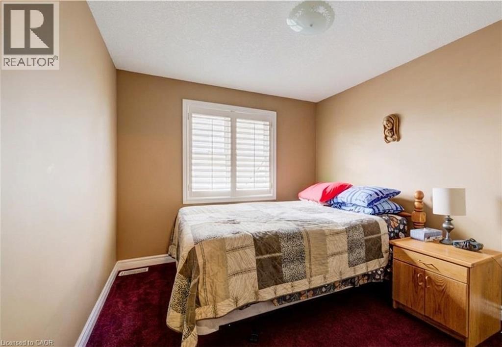 












599 COLDSTREAM Drive

,
Waterloo,




Ontario
N2V2H3

