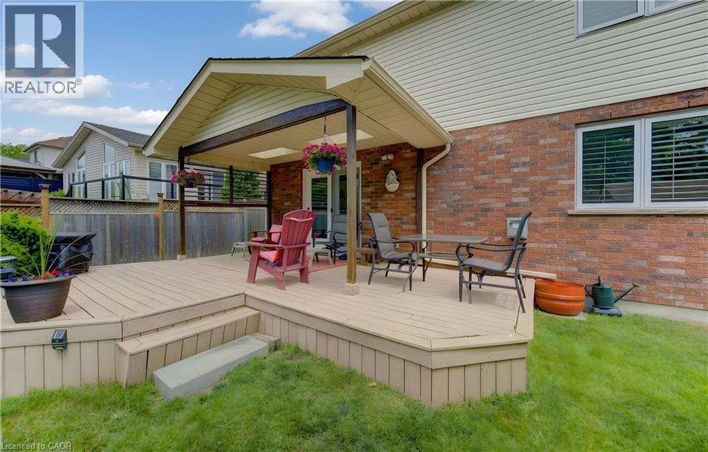 












599 COLDSTREAM Drive

,
Waterloo,




Ontario
N2V2H3

