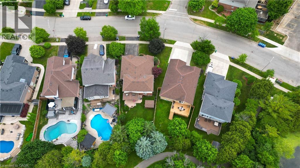 












599 COLDSTREAM Drive

,
Waterloo,




Ontario
N2V2H3

