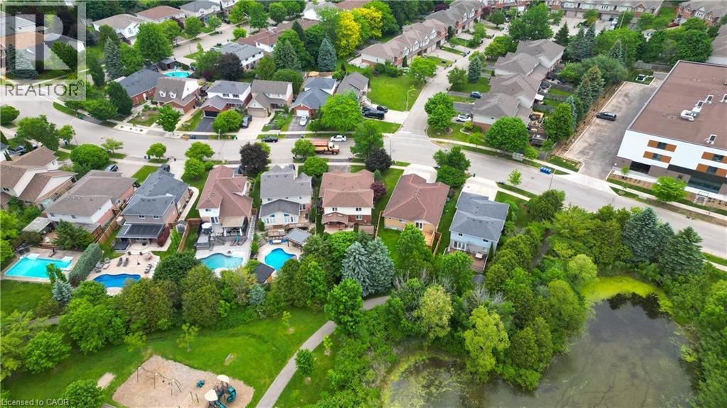 












599 COLDSTREAM Drive

,
Waterloo,




Ontario
N2V2H3

