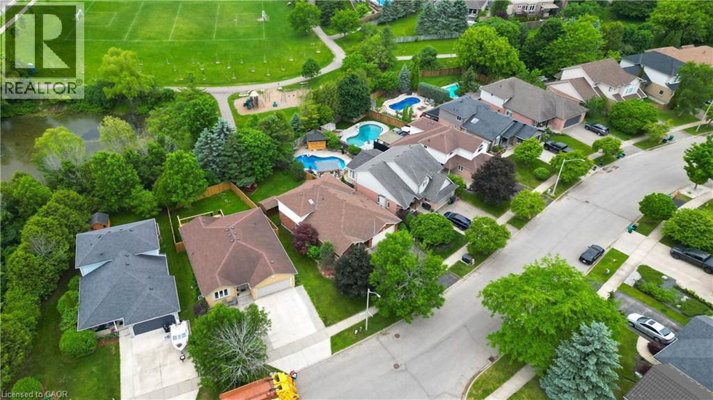 












599 COLDSTREAM Drive

,
Waterloo,




Ontario
N2V2H3

