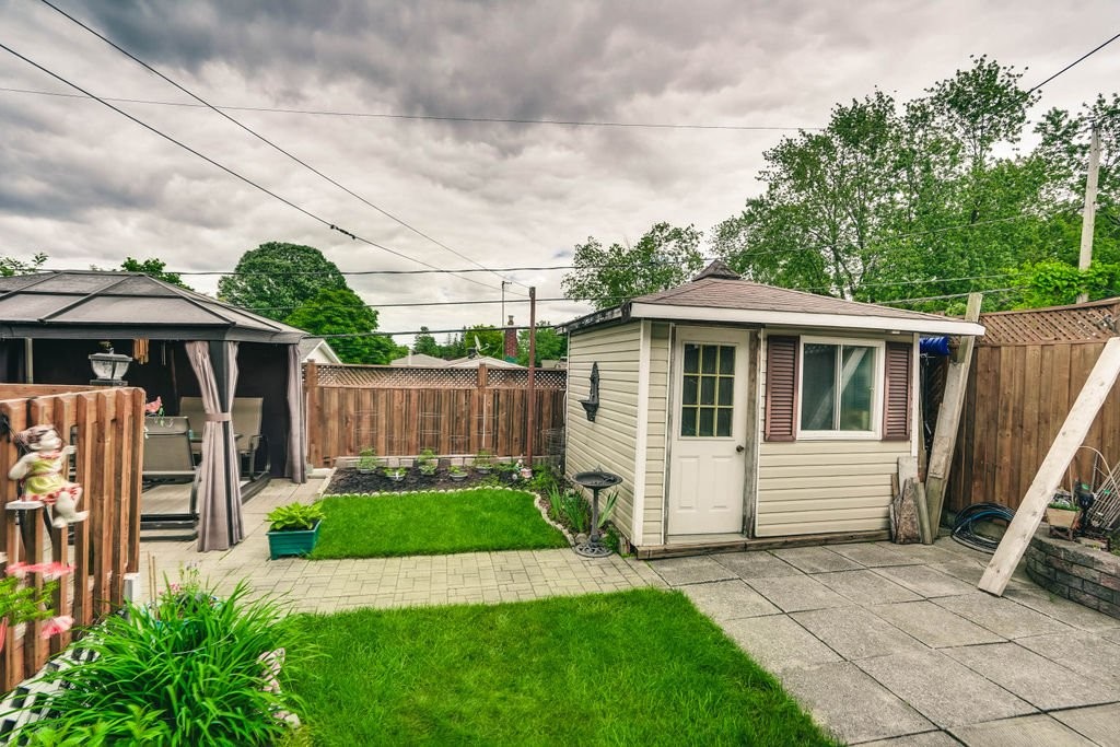 









166


Rue Archambault

,
Gatineau (Hull),




QC
J8Y5C9

