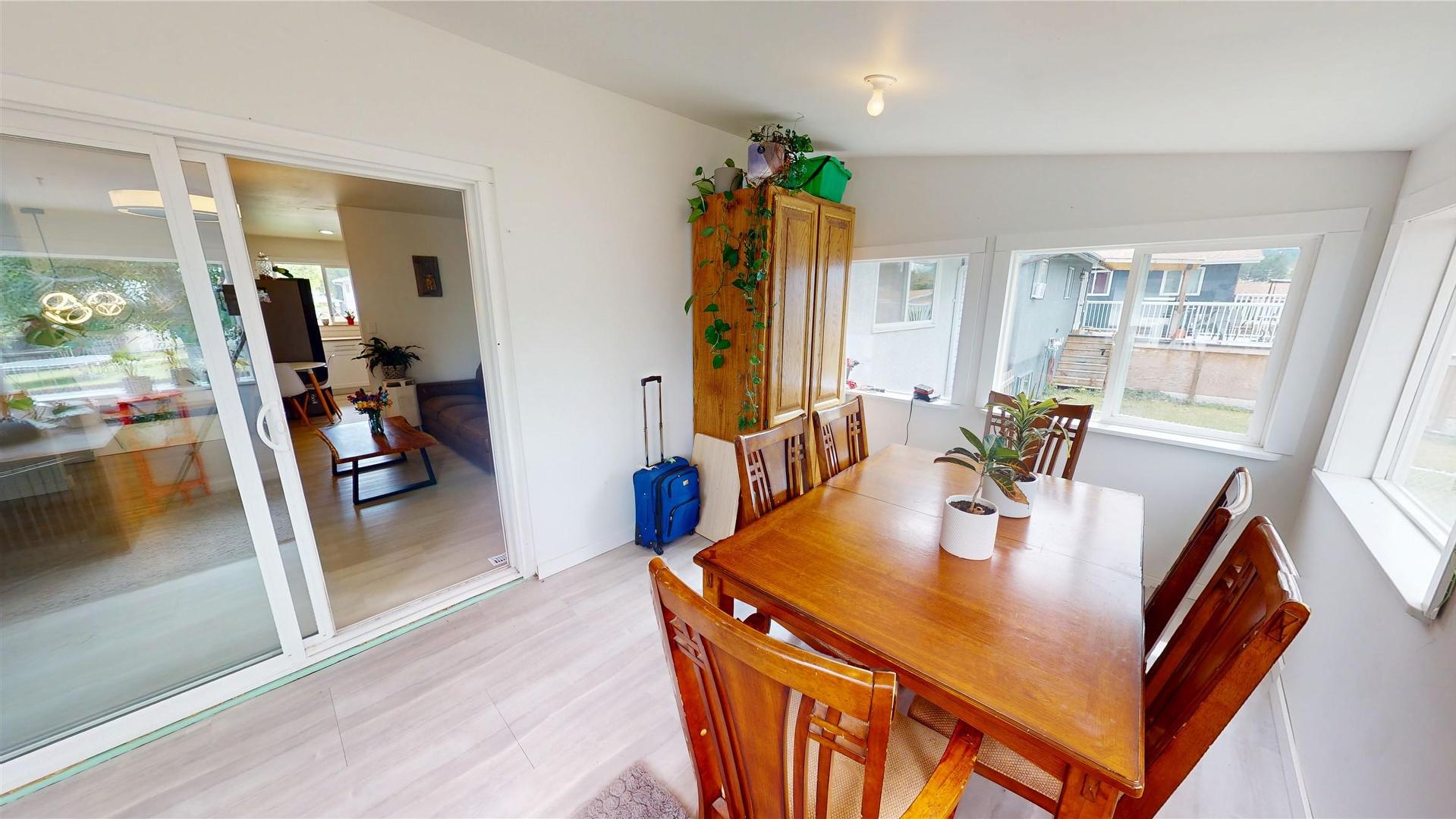 









333


21st

Avenue,
Cranbrook,




BC
V1C 3H6

