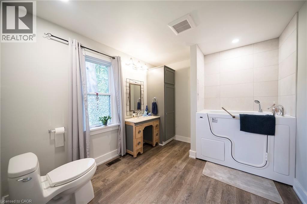 












260 OWEN Street

,
Simcoe,




Ontario
N3Y2V2

