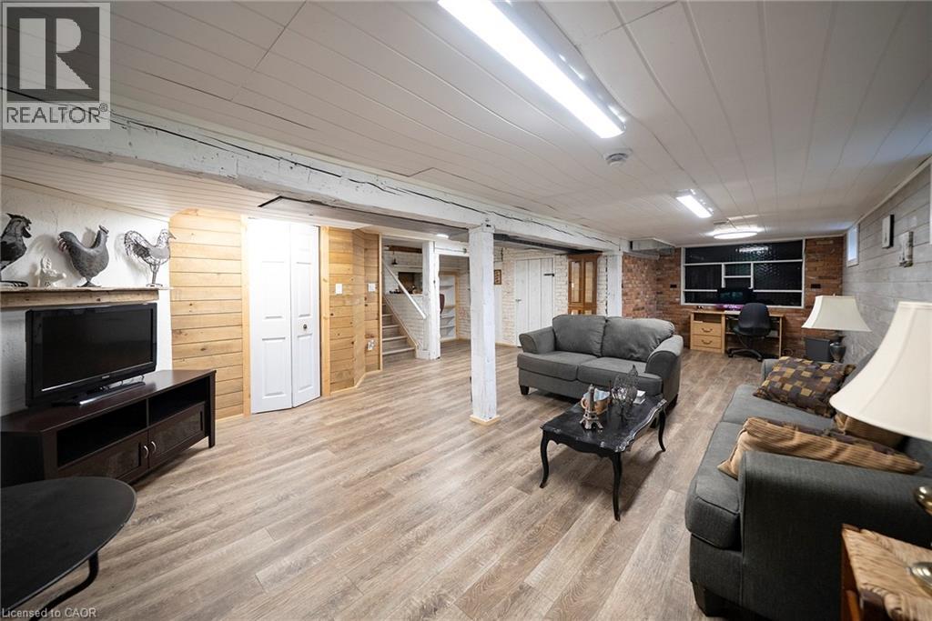 












260 OWEN Street

,
Simcoe,




Ontario
N3Y2V2

