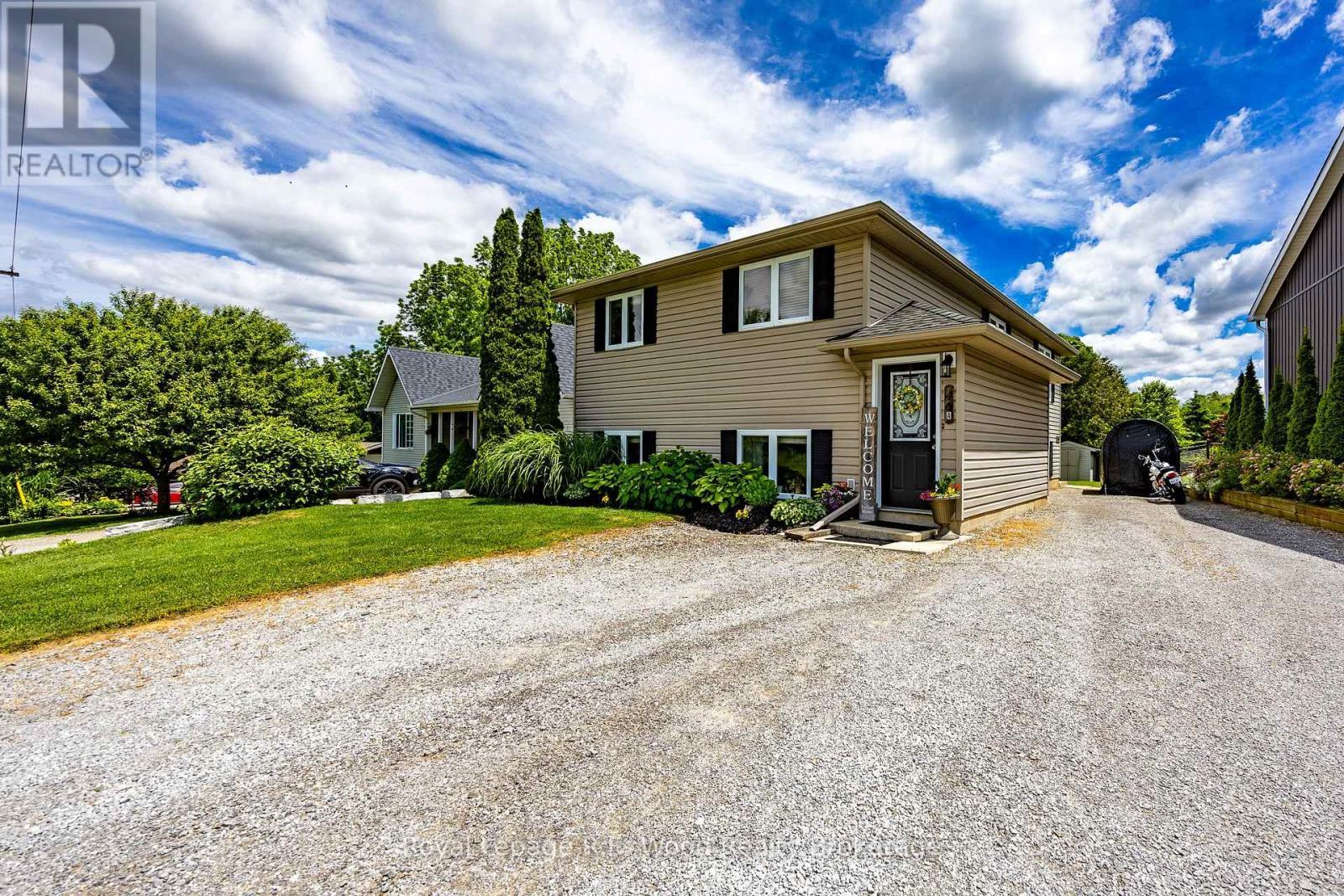 












46 OAK STREET

,
Bayham (Vienna),




Ontario
N0J1Z0

