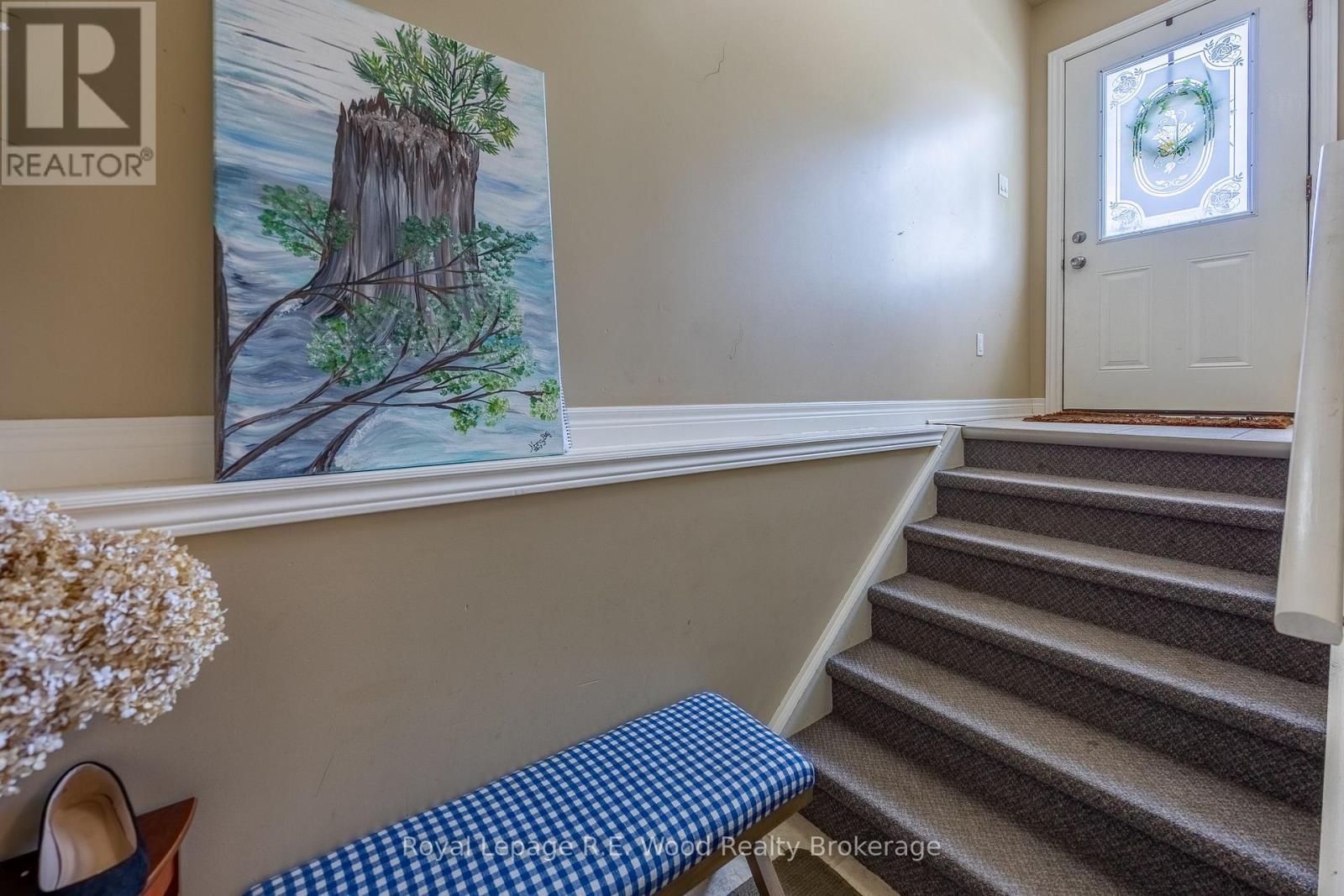 












46 OAK STREET

,
Bayham (Vienna),




Ontario
N0J1Z0

