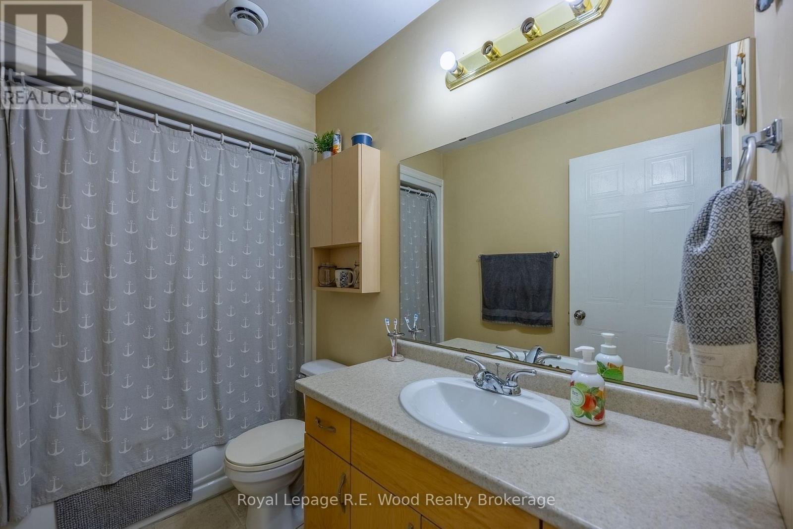 












46 OAK STREET

,
Bayham (Vienna),




Ontario
N0J1Z0

