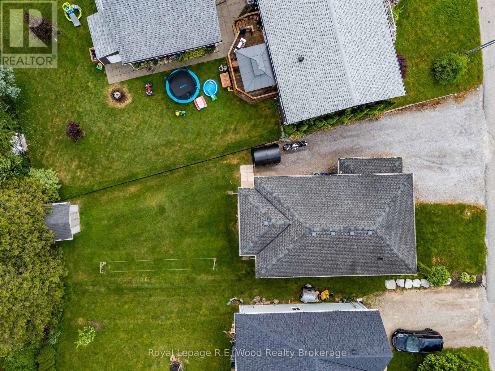 












46 OAK STREET

,
Bayham (Vienna),




Ontario
N0J1Z0

