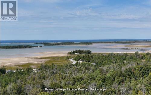 Oliphant, South Bruce Peninsula under 1km to water