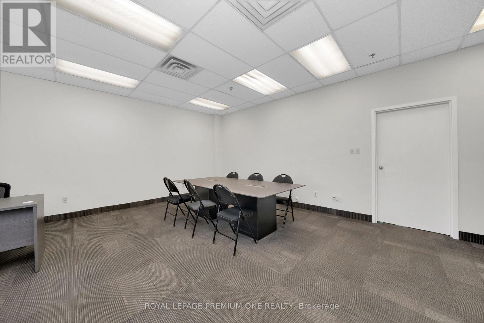 












29 - 1 WHITMORE ROAD

,
Vaughan,




Ontario
L4L8G4

