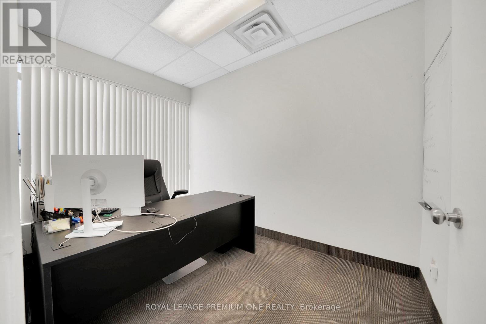 












29 - 1 WHITMORE ROAD

,
Vaughan,




Ontario
L4L8G4

