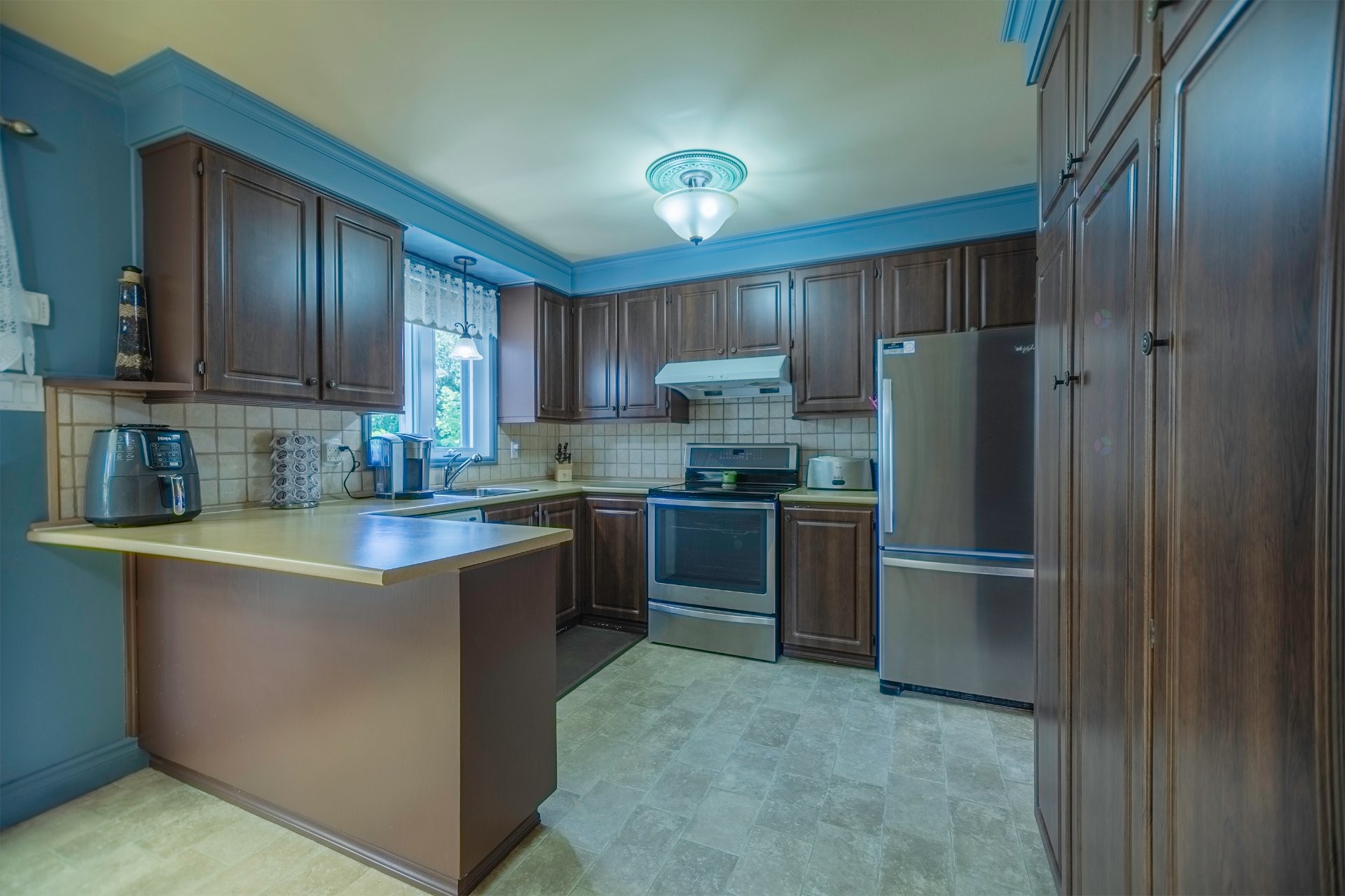 









116


Rue Robert

,
Varennes,




QC
J3X1M8

