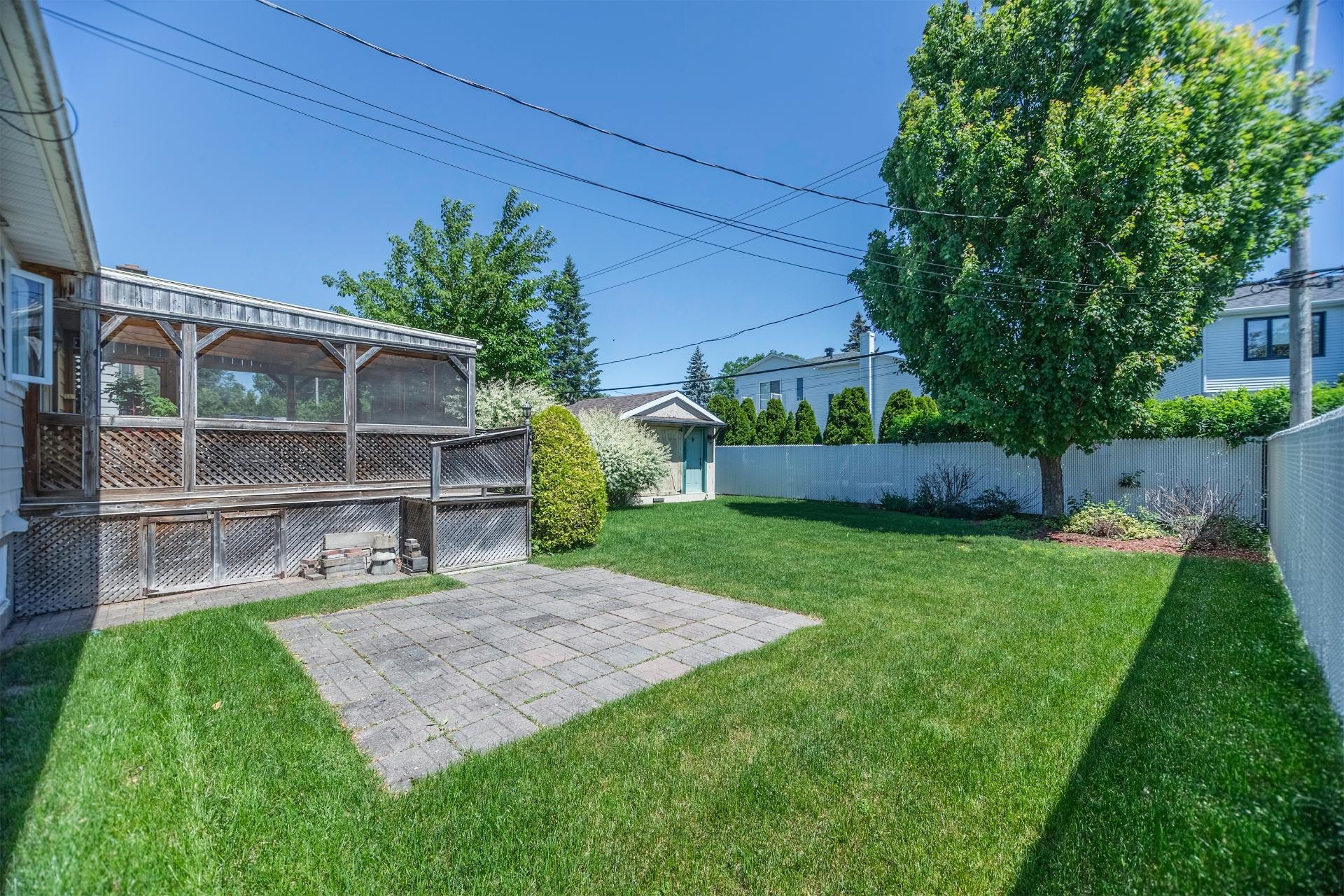









116


Rue Robert

,
Varennes,




QC
J3X1M8

