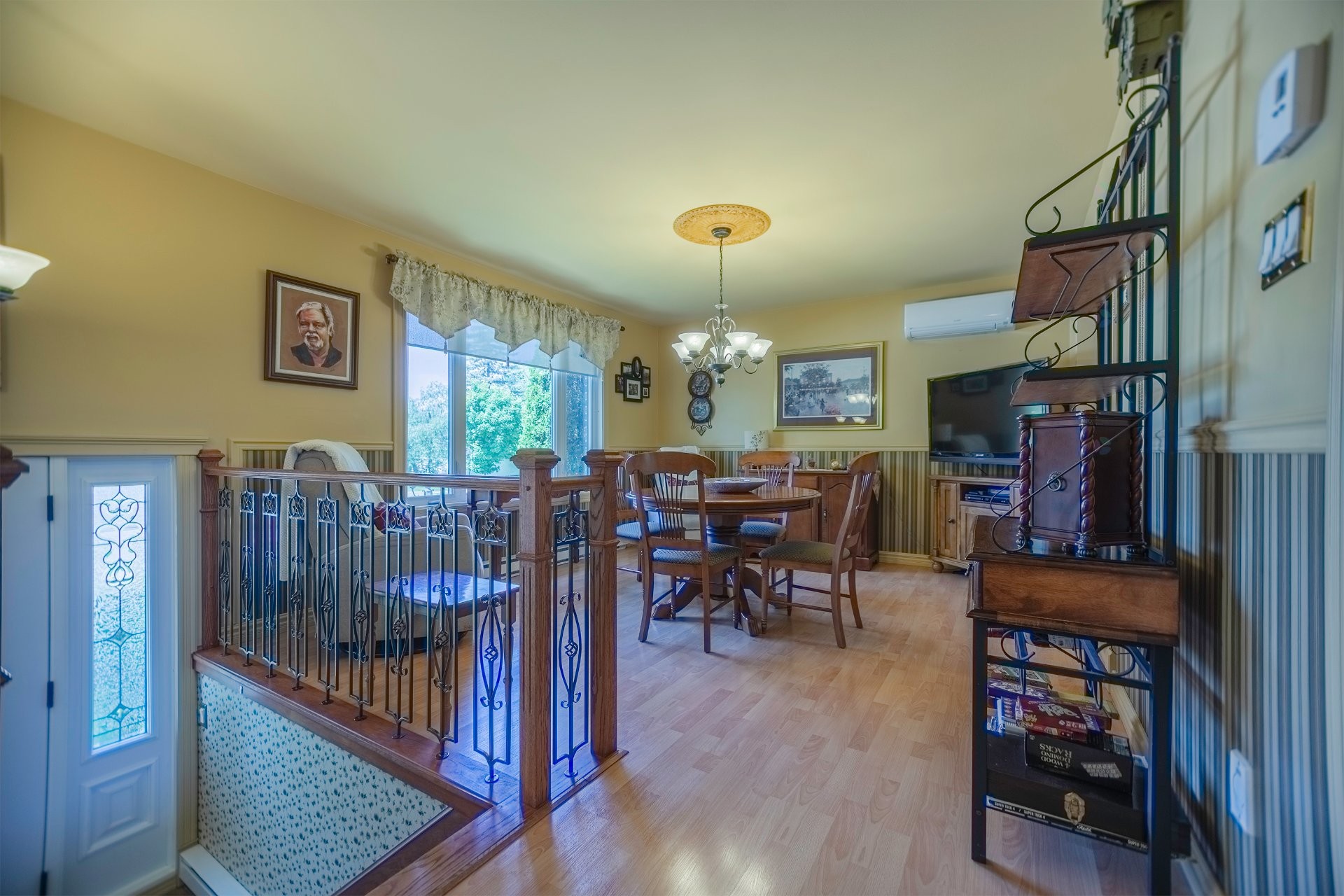 









116


Rue Robert

,
Varennes,




QC
J3X1M8

