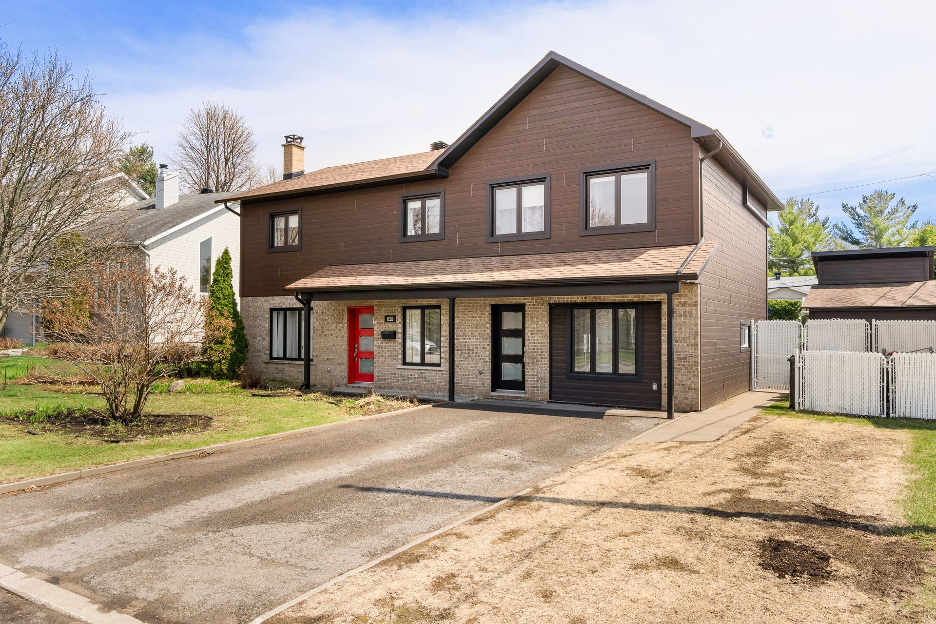 









820


Rue Jean-De Lauson

,
Trois-Rivières,




QC
G8V1G6

