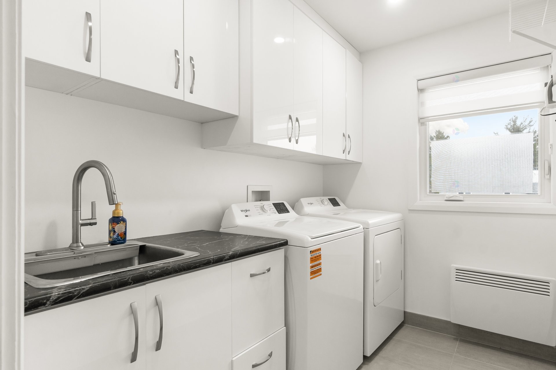 









820


Rue Jean-De Lauson

,
Trois-Rivières,




QC
G8V1G6


