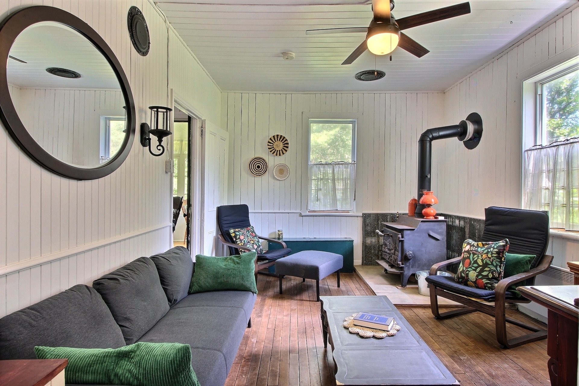 









221


Ch. de la Rivière-Maskinongé

,
Harrington,




QC
J8G2S4


