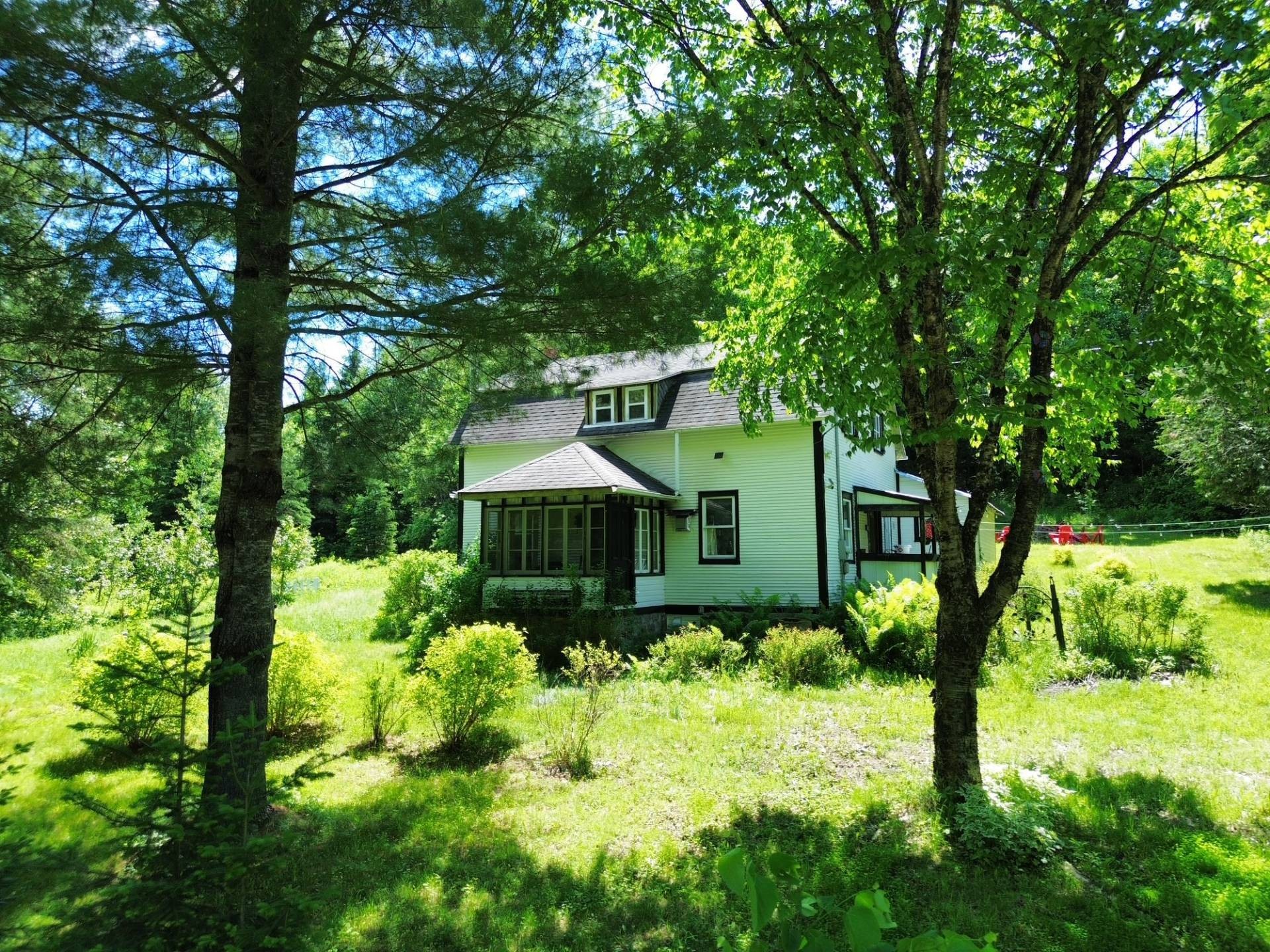 









221


Ch. de la Rivière-Maskinongé

,
Harrington,




QC
J8G2S4

