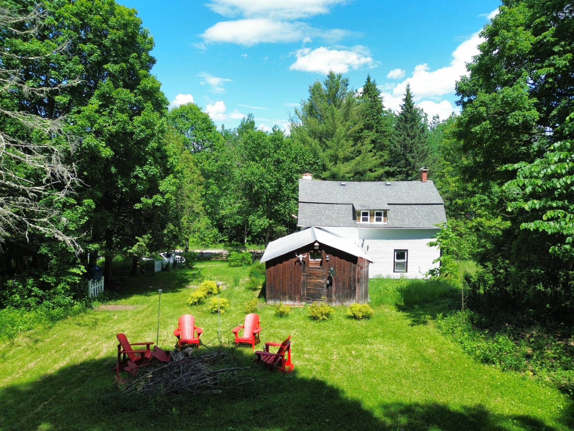









221


Ch. de la Rivière-Maskinongé

,
Harrington,




QC
J8G2S4

