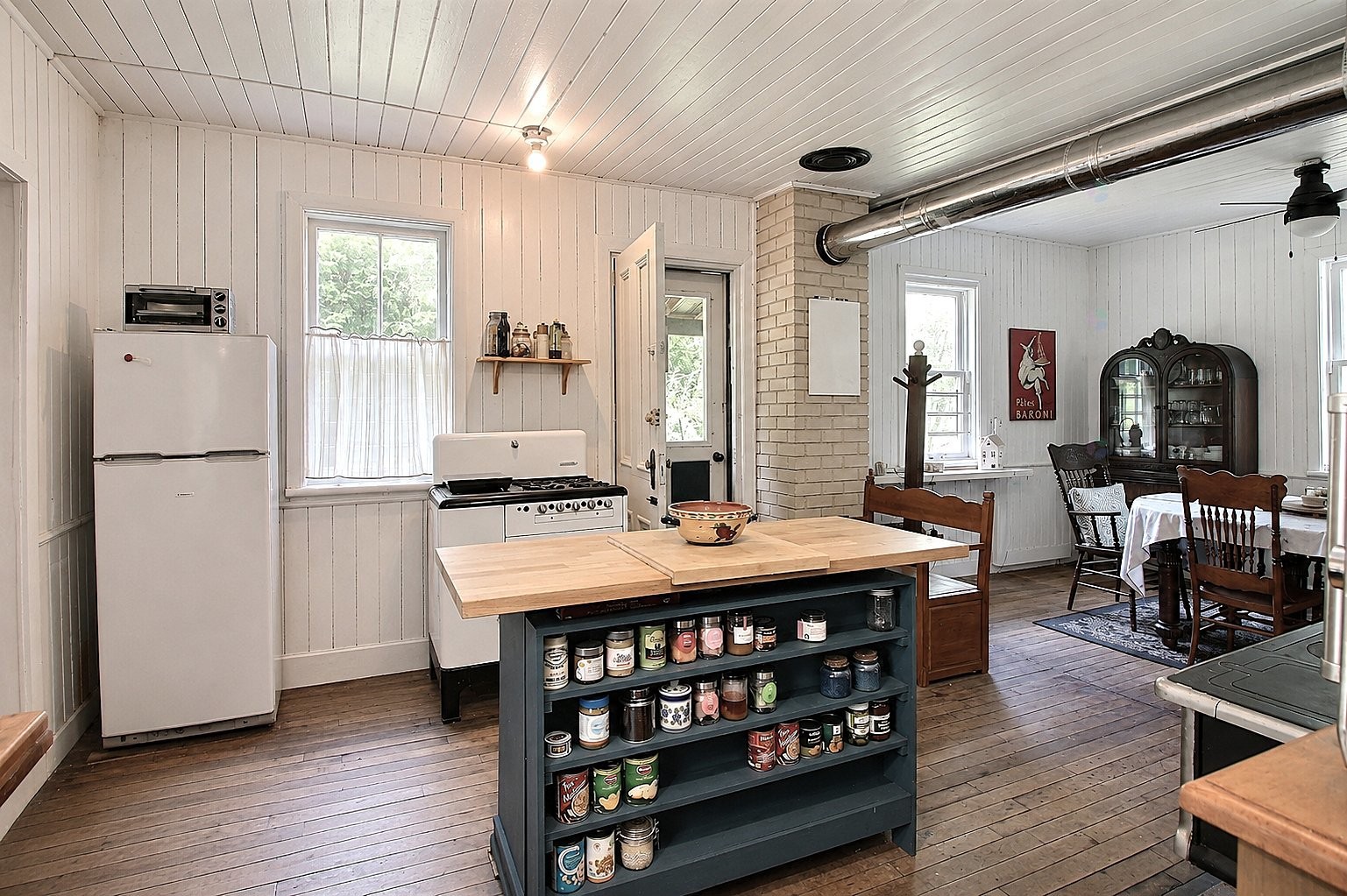 









221


Ch. de la Rivière-Maskinongé

,
Harrington,




QC
J8G2S4

