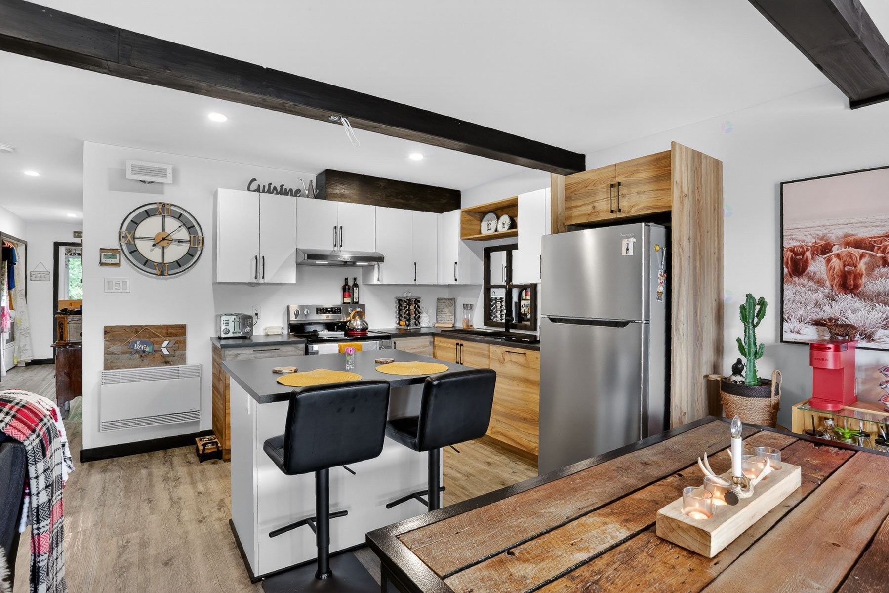 









880


Av. du Capitaine-Veilleux

,
Shawinigan,




QC
G9P1B8

