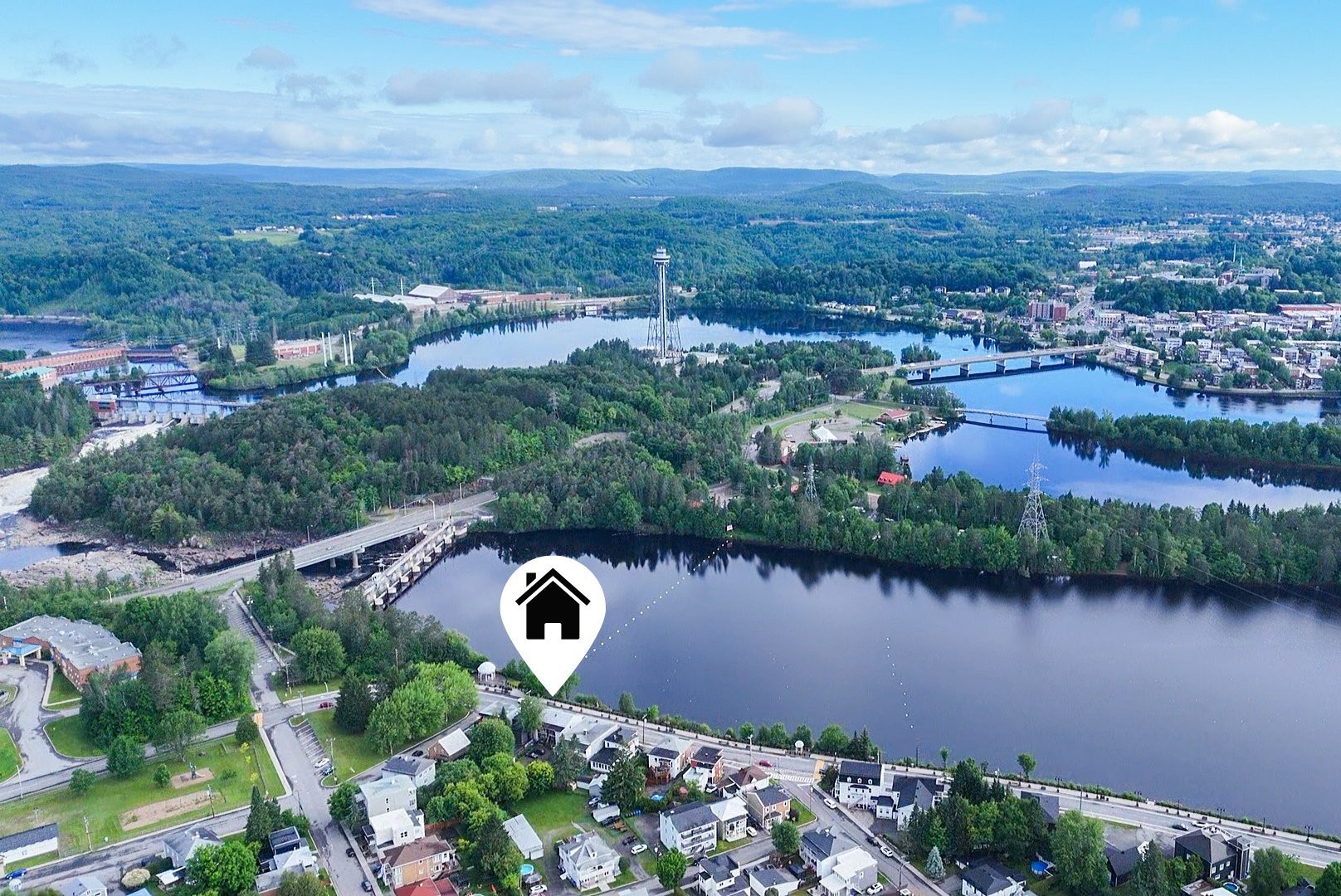 









880


Av. du Capitaine-Veilleux

,
Shawinigan,




QC
G9P1B8

